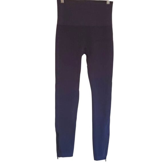 SPANX Look At Me Now seamless legging size large - Picture 2 of 3